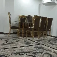 میز غذا خوری ۸نفره خیلی تمیز