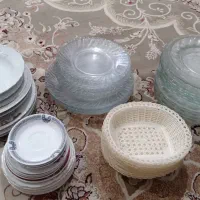 تعدادی ظروف چینی،شیشه ای،پیرکس