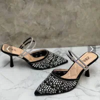 مغازه کیف و کفش زنانه و بچه‌گانه جهت شراکت