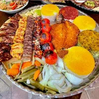 18نفر کارگر ساده در رستوران مجلل با خوابگاه و غذا|استخدام خدمات فروشگاه و رستوران|تهران, نارمک|دیوار