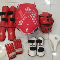 هوگو تکواندو  دورو سایز ۴ و تجهیزات کامل