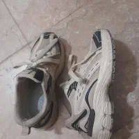 کتونی و دمپایی