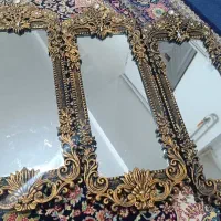 سه عدد آیینه