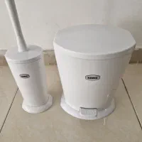 سطل و فرچه سرویس بهداشتی