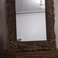 اینه و میز