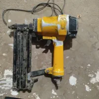 منگنه  میخ کوب کپسول اتش نشانی ،12لیتری|مصالح و تجهیزات ساختمان|قم, قلعه صدری|دیوار