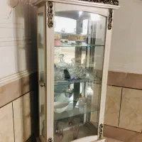 بوفه شیری رنگ تمیز وسالم