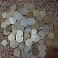 تعدادی سکه خرد وقدیمی و شاهی