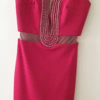 پیراهن قرمز