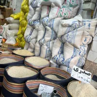 فروش برنج ایرانی و خارجی ب صورت جزئی و کلی