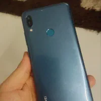 y6گوشی