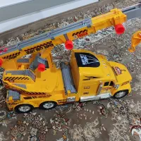 ماشین جرثقیل اسباب بازی