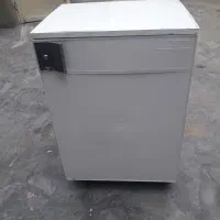 یخچال آزمایش