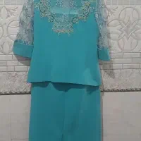 کت و دامن مجلسی|لباس|قم, باغ شریفی|دیوار