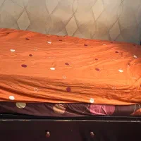 تخت یک نفره به همراه تشک|تخت و سرویس خواب|ساری, |دیوار