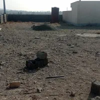 زمین چهار دیواری