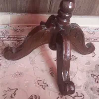 میز چوبی منبت پایه بلند مناسب گرام ،آباژور...|مبلمان خانگی و میز عسلی|ملایر, |دیوار