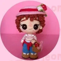 عروسک دختر توت فرنگی سفارش بصورت تک و عمده