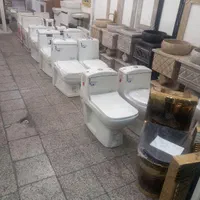 مرکز توالت فرنگی