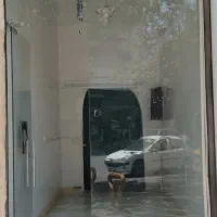 یک-باب-مغازه-در-ابتدای-معلم-جنوبی-اجاره-داده-میشود