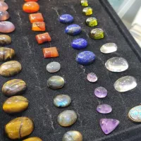 فروش و ساخت نگین انگشتر وگردن بند