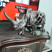 مجسمه طرح کرگدن