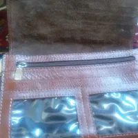 کیف چرم|کیف، کفش، کمربند|رباط‌کریم, رباط‌کریم|دیوار