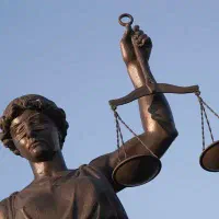 وکیل پایه یک دادگستری ومشاورحقوقی