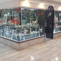 یک باب مغازه تجاری در بهترین پاساژ داخل شهر اصفهان|فروش مغازه و غرفه|اصفهان, باغ زرشک|دیوار