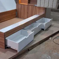 تخت یک و نیم نفره  کشابدار|تخت و سرویس خواب|اصفهان, رهنان|دیوار