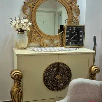 آینه و کنسول