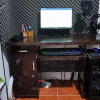 میز کامپیوتر،سالم،