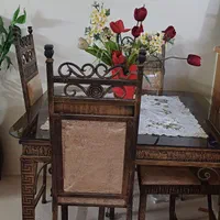 میز ناهار خوری ۴ نفره آهنی طرح سلطنتی