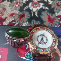 فروش ساعت طلایی خوشگل با یه انگشتر