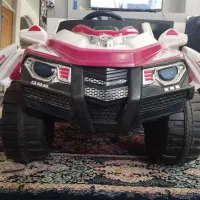 ماشین شارژی در حد نو|اسباببازی بچه|بادرود, |دیوار