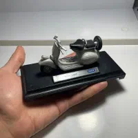 ماکت فلزی موتور وسپا 125cc ویلی با جعبه نو