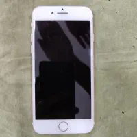 اپل iPhone 7 با حافظهٔ ۱۲۸ گیگابایت