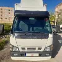 ایسوزو ۵۲۰۰ یخچالدار