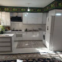 اجاره آپارتمان ویلایی مانند کنار پارک