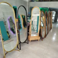 آینه ایستاده /فلزی مشکی /بکلایت