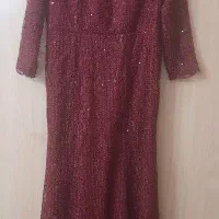 تعدادی لباس مجلسی فروشی