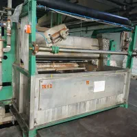 کارگرفنی آشنا به تعمیرات دستگاه‌های تولیدی پارچه