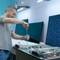 تعمیرات تلویزیون با ضمانت درمنزلLED/LCD