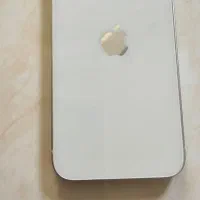 اپل iPhone 13 با حافظهٔ ۱۲۸ گیگابایت