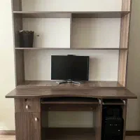 میز کامپیوتر