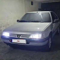 پژو ۴۰۵ نقره ای