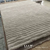 ظرافت و تنوع در طرح و رنگ..  قصر فرش