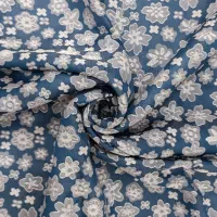 پارچه ژاکارد و چادر مشکی|لباس|بروجن, |دیوار