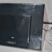 هود شیشه‌ای کار کرده