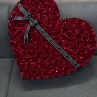 دسته گل زیبا روبانی